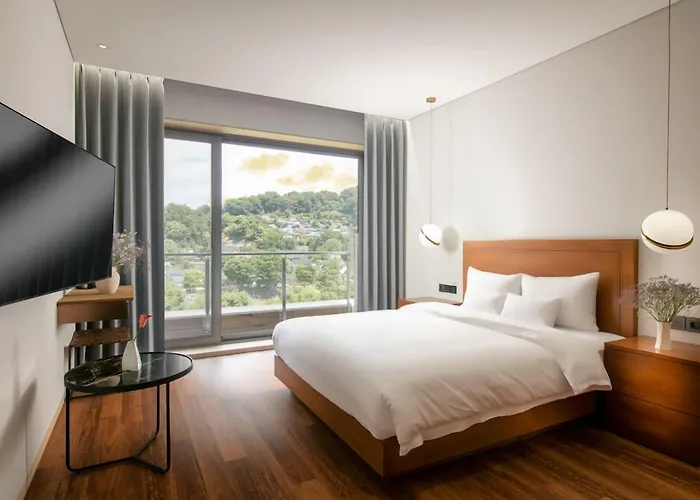 Daon Hotel